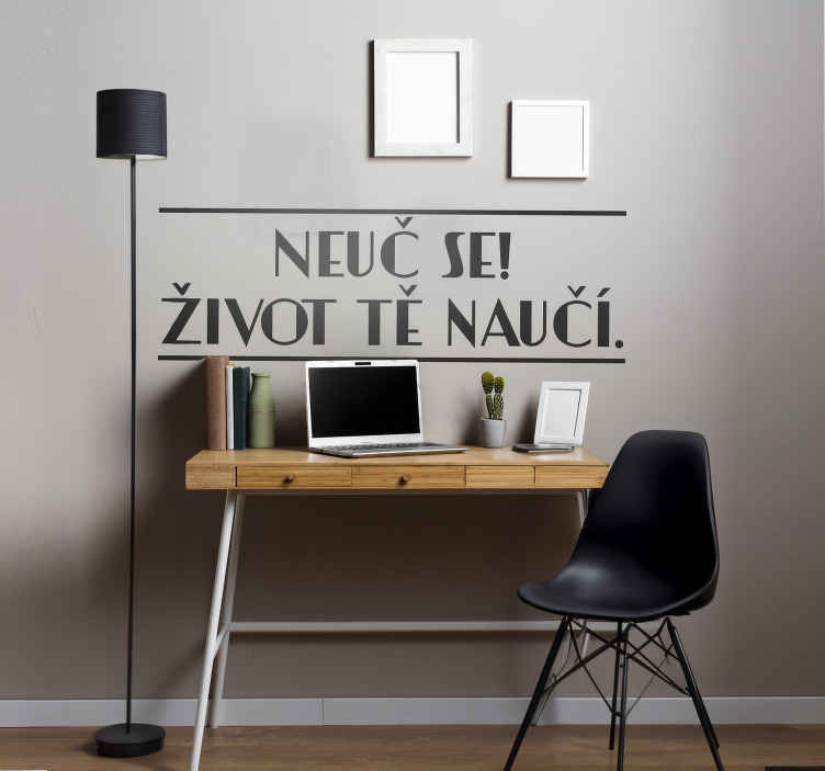Život vás naučí další textovou nálepku - TenStickers