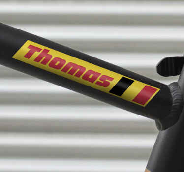 Sticker vélo nom avec drapeau coloré - TenStickers