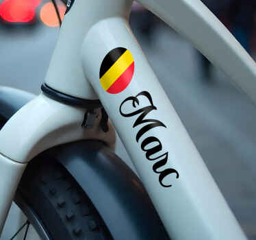 Sticker vélo drapeau rond et nom personnalisés - TenStickers
