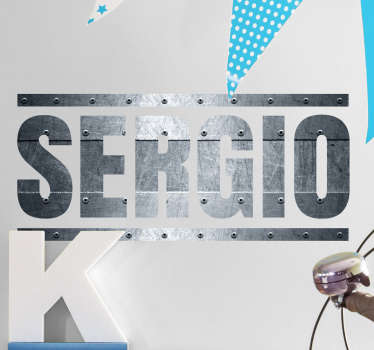 Egyedi név fémhatású falmatrica - TenStickers