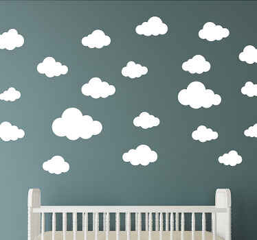 Kleine wolken voor kinderen muursticker - TenStickers