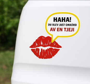 Klistermærke til bil overhalet af en pige - TenStickers