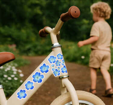 Fiets sticker blauwe bloemen - TenStickers
