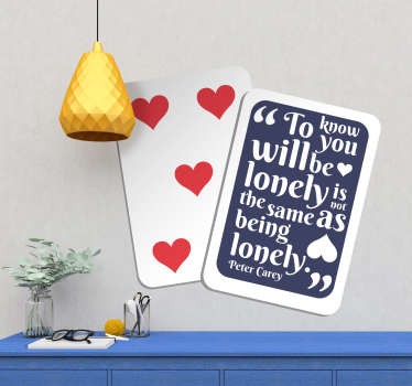 Oscar와 lucinda는 벽면 스티커를 선택하여 선택한 평평한 표면에 놓습니다. 필요한 크기로 제공됩니다. 자체 접착으로 만들어졌습니다.