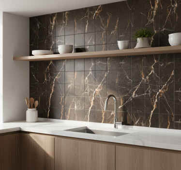 Azulejo adhesivo mármol negro y dorado - TenVinilo