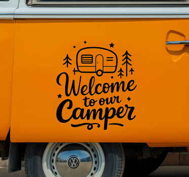 Sticker camping car bienvenue dans notre camp - TenStickers