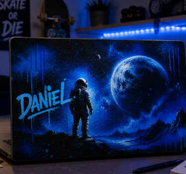 Vinilo para portátil sueño cósmico graffiti con nombre - TenVinilo