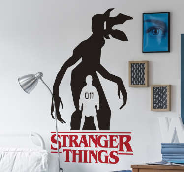 Mostra o teu amor pela série americana Stranger Things e decora o teu quarto ou sala de estar com este maravilhoso vinil autocolante alusivo à serie.