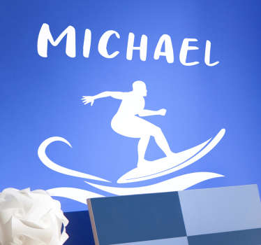 Surfer met een gepersonaliseerde zelfklevende naamsticker - TenStickers