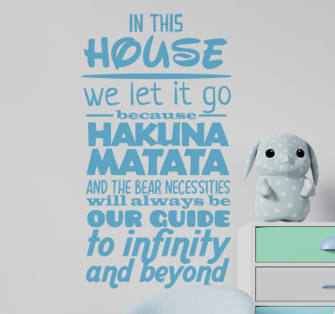 Hem väggdekor för barnens sovrum designad med textmening från disney film som du kommer att älska. Du kan välja den storlek och färg du föredrar.