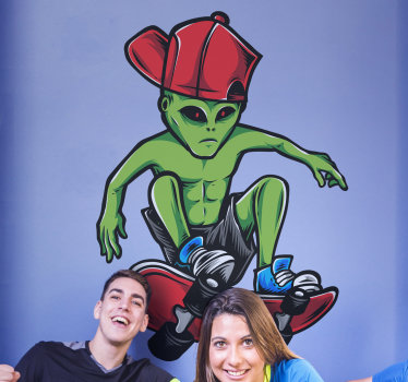 스케이트 보드 익스트림 스포츠 데칼에 외계인 - TenStickers