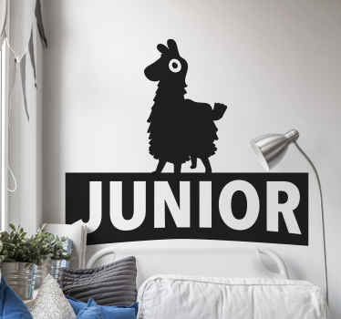 Sticker fortnite avec le prénom de votre choix. Le produit est disponible dans toutes les tailles nécessaires et la couleur est personnalisable. Facile à appliquer !