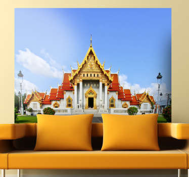Tenha nas suas paredes a paisagem do templo Wat Benchamabophit, um dos mais conhecidos templos da Tailândia, graças a este autocolante parede.