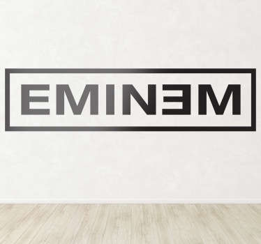 Logotipo adhesivo de uno de los raperos blancos más exitosos de los últimos tiempos.