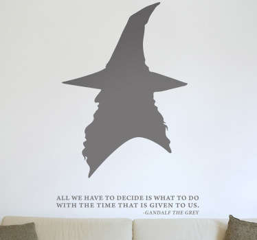 Stenske nalepke-ilustracija silhuete, ki jih je navdihnil film-gospodar prstanov. Profilna zasnova čarovnika gandalf nad citatom iz serije.