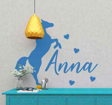 Wandtattoo Wohnzimmer mit Aufsteigendes pferd mit Nam - TenStickers