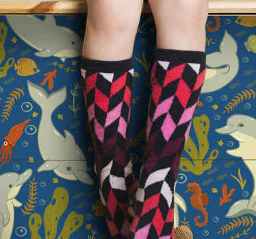 αυτοκόλλητο χαριτωμένο δελφίνι στη θάλασσα - TenStickers