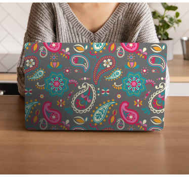 Autocolante para PC Padrões de rosa em um fundo cinza - TenStickers