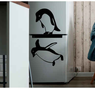 Sticker frigo couple de pingouins - TenStickers