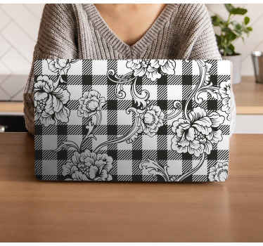 Vinilo para portátiles Floral en patrón de cuadros - TenVinilo