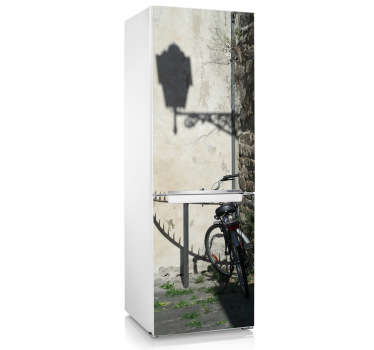 Sticker frigo ruelle bicyclette - TenStickers