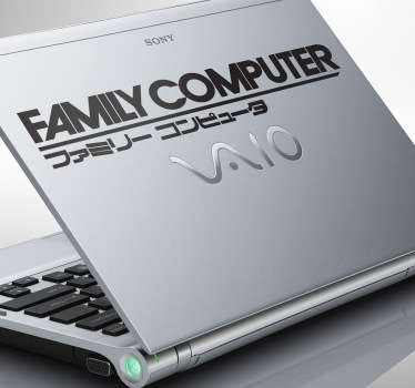 Adhesivo con aire de video consola ochentera con el que personalizarás la carcasa de tu ordenador.