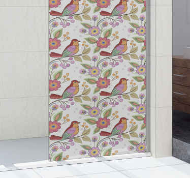 Vinilo mampara ducha Pájaro rojo y naranja en árbol verde - TenVinilo