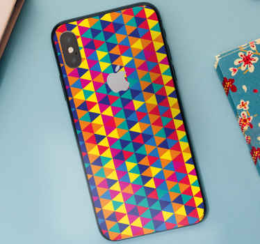 autocolante de iphone com padrão de triângulos coloridos - TenStickers