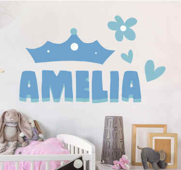 Sticker enfant couronne avec coeur et nom - TenStickers