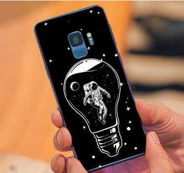 Astronot bir ampul samsung çıkartması - TenStickers