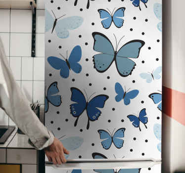 Siyah ve mavi kelebek kanatlı buzdolabı çıkartması - TenStickers