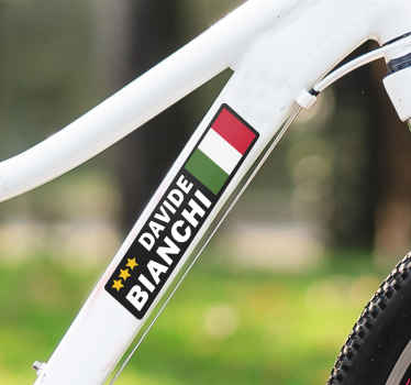 Adesivo bici nome bandiera personalizzabile - TenStickers