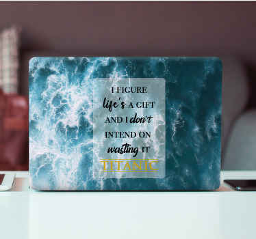 Você adoraria seu pc decorado com este lindo produtode fundo temático com trecho de citações motivacionais de titanic.