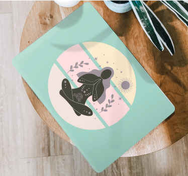 Vinilo para portátil figura de mujer meditando - TenVinilo