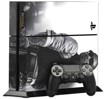 Joga sempre em grande estilo personalizando a tua consola Playstation com este magnífico autocolante skin para PS4 do jogo Battlefield Hardline!