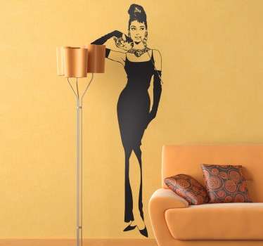 Silhouette wall sticker for lovers of classical cinema, especially for those passionate Audrey Hepburn fans! The American actress featured in movies such as 'Breakfast at Tiffany's'.