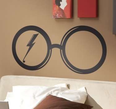 Vinil decorativo da saga de Harry Potter com a representação dos óculos do protagonista e a sua marca em forma de raio.