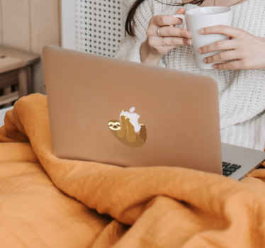Sticker dessin ours paresseux Macbook - TenStickers