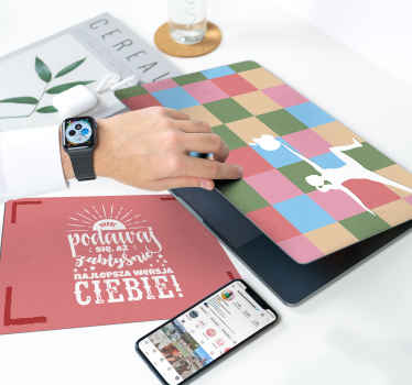 Kolorowa naklejka na laptopa - TenStickers