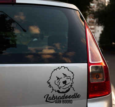 Labradoodle aan boord silhouet - TenStickers