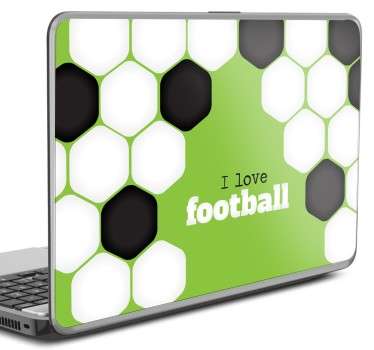 축구를 좋아하고 자신의 기기를 개인화하려는 사람들을 위해 독창적 인 디자인을 보여주는 독창적 인 노트북 데칼.