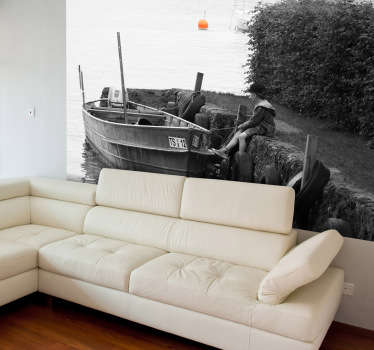 Naklejka na ścianę chłopiec i łódka - TenStickers