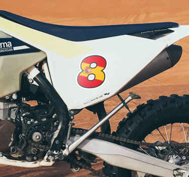 Pegatina moto Número bandera personalizable - TenVinilo