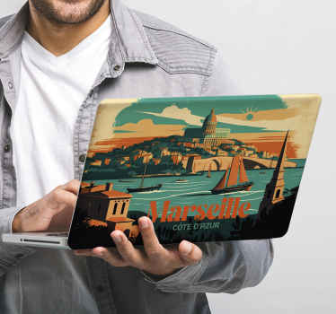 Sticker ordinateur portable Marseille carte postale - TenStickers