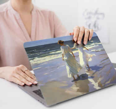 Pegatina para portátil Paseo por la orilla del mar - TenVinilo