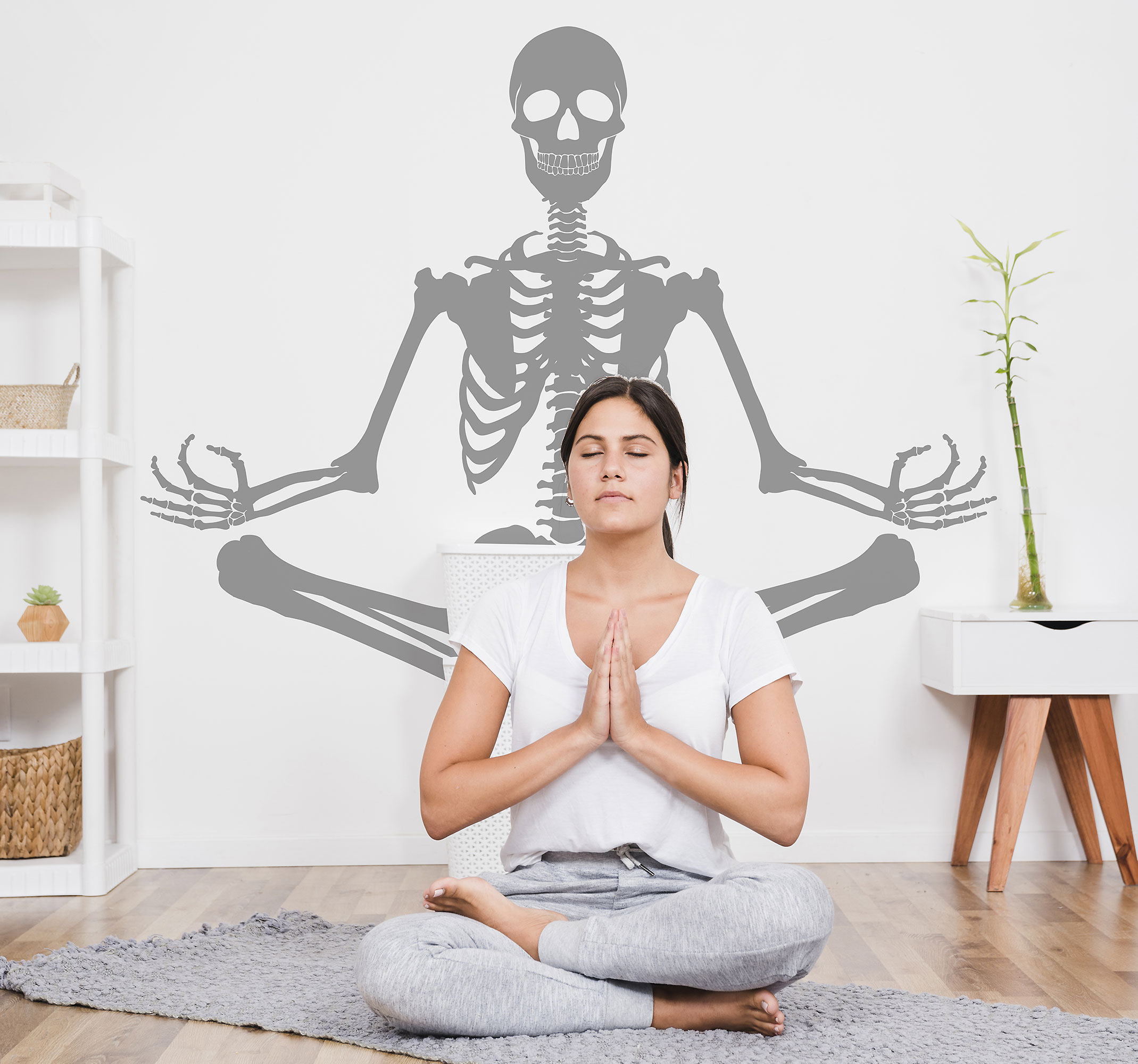 Tenstickers Muursticker gezondheid yoga skelet eigen kleur