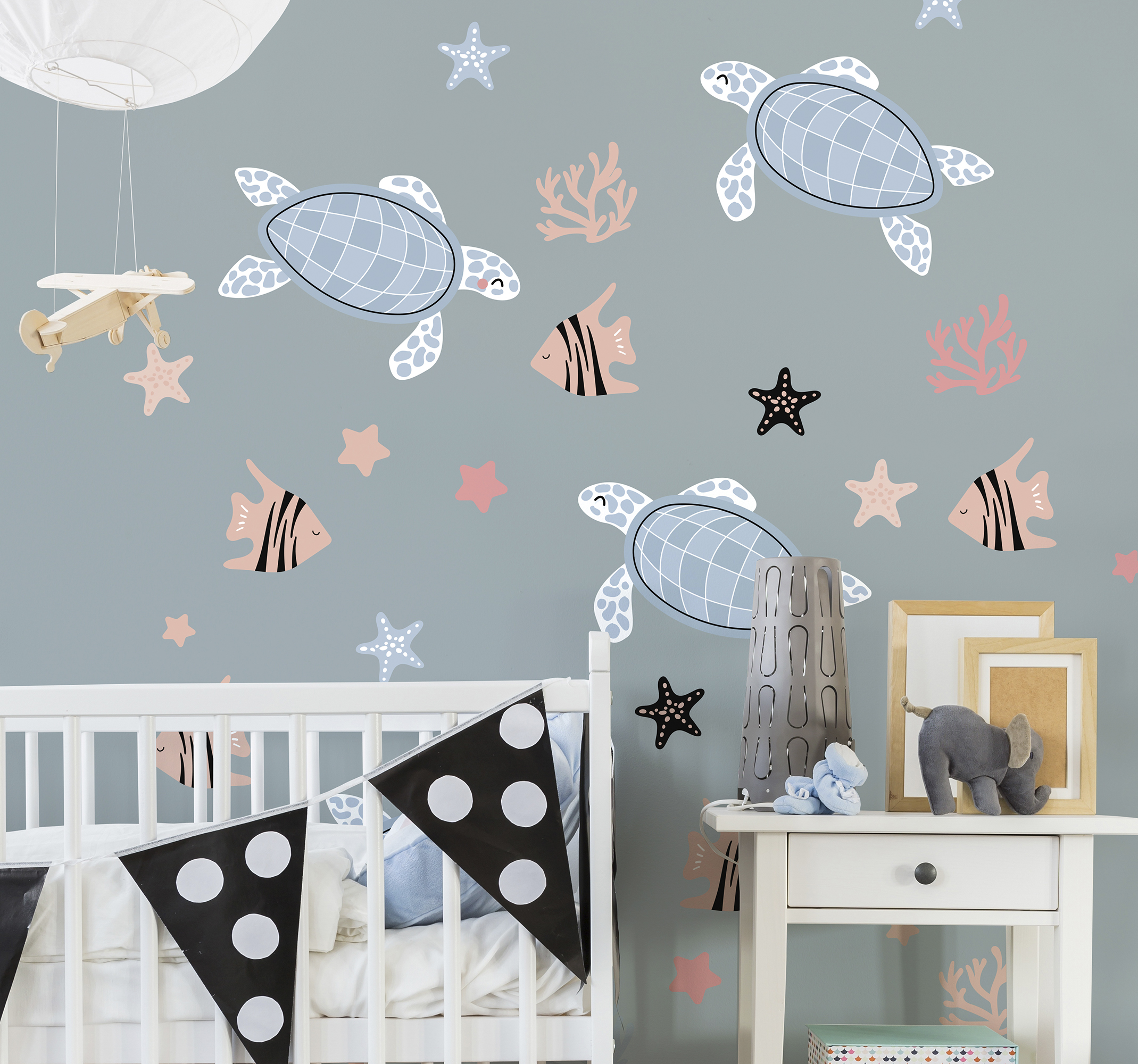Tenstickers Muurstickers kinderkamer schildpadden en vissen onder zee
