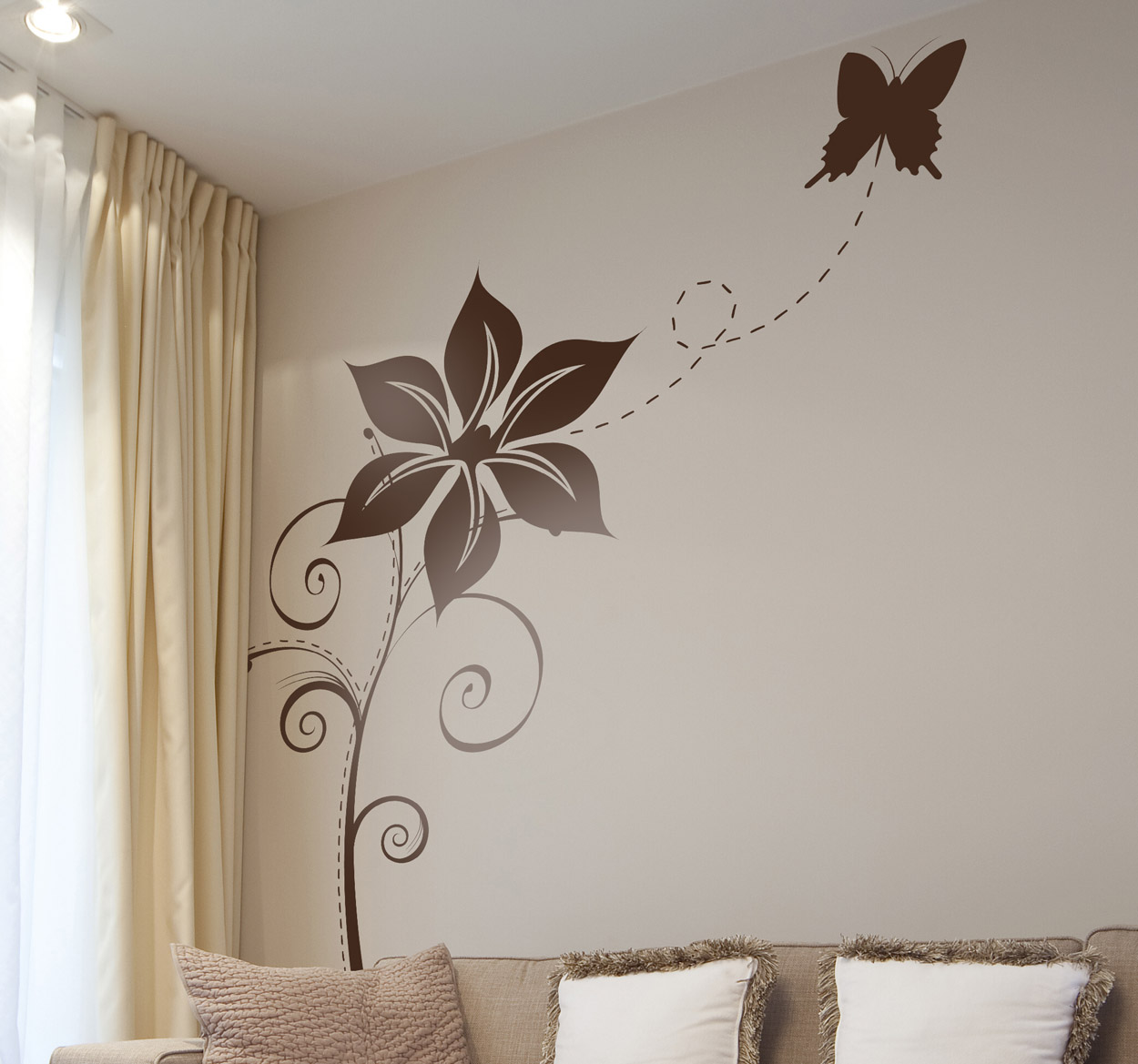 Tenstickers Bloemen muursticker met vlinder