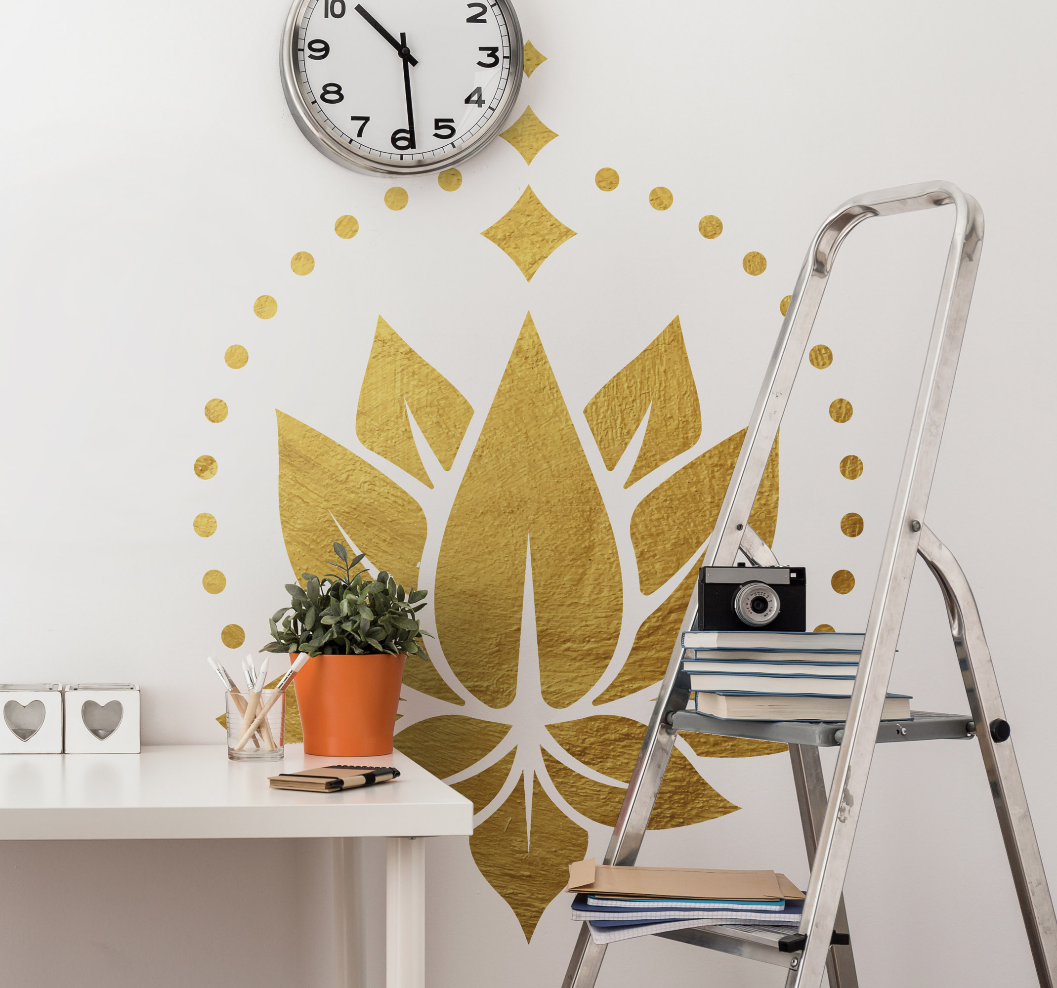 Tenstickers Bloemen muursticker woonkamer gouden lotus