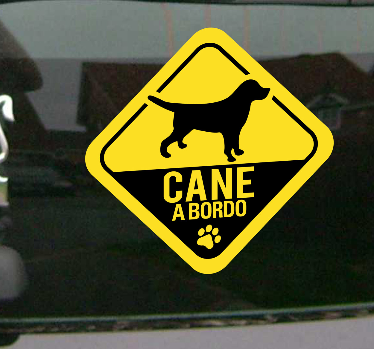 Adesivo per auto cane a bordo